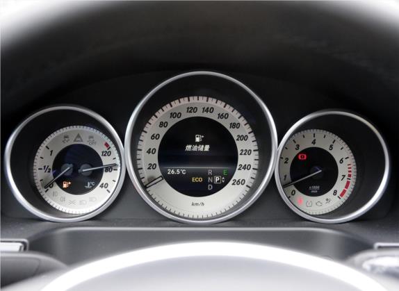 奔驰E级 2015款 E 320 L 运动型 4MATIC 中控类   仪表盘