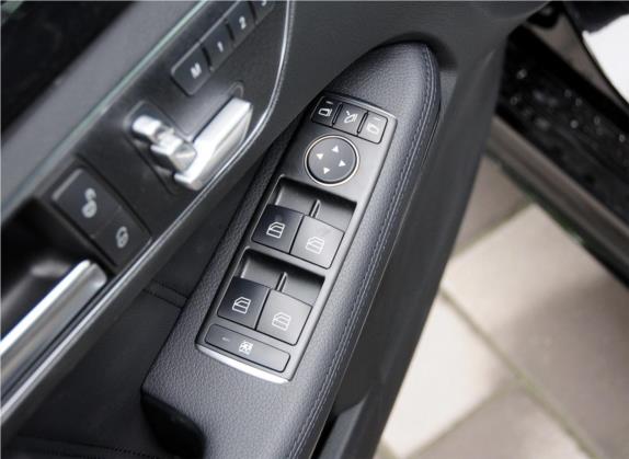 奔驰E级 2015款 E 320 L 运动型 4MATIC 车厢座椅   门窗控制