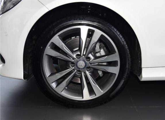 奔驰E级 2015款 改款 E 200 L 运动型 其他细节类   前轮