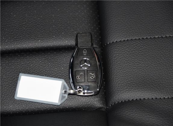 奔驰E级 2015款 改款 E 200 L 运动型 其他细节类   钥匙