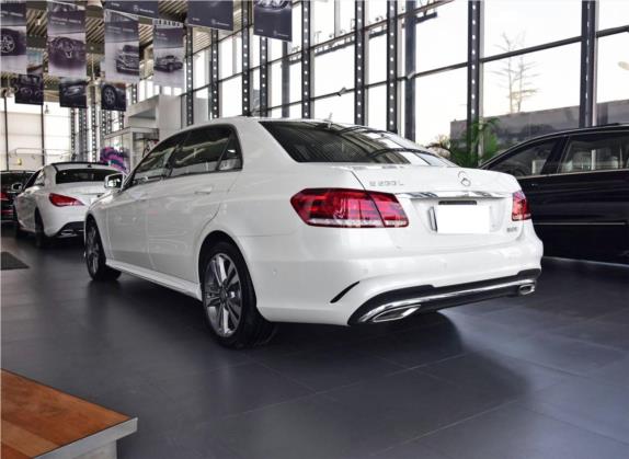 奔驰E级 2015款 改款 E 200 L 运动型 外观   斜后