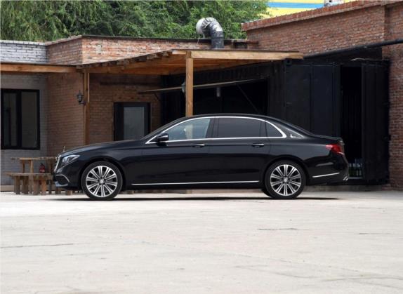 奔驰E级 2016款 E 300 L 豪华型 外观   正侧