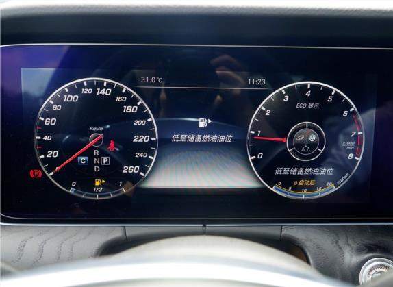 奔驰E级 2016款 E 300 L 运动时尚型 中控类   仪表盘