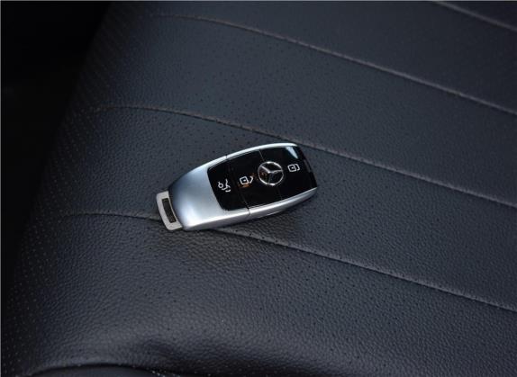 奔驰E级 2017款 E 200 L 4MATIC 其他细节类   钥匙