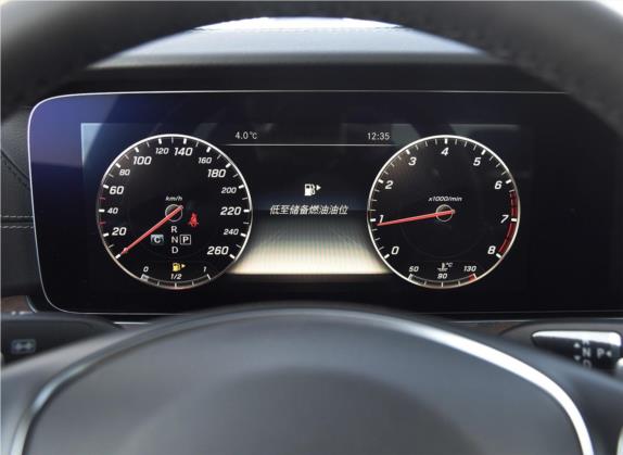 奔驰E级 2017款 E 200 L 4MATIC 中控类   仪表盘