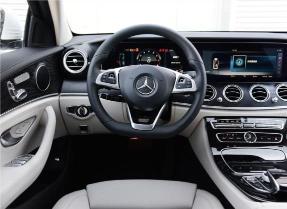 奔驰E级 2017款 E 200 L 运动型 4MATIC 中控类   驾驶位