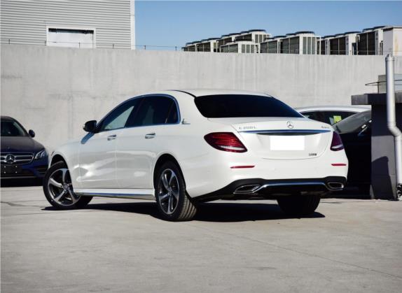 奔驰E级 2017款 E 200 L 运动型 4MATIC 外观   斜后