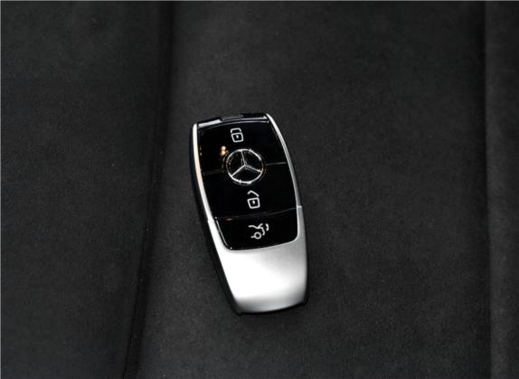 奔驰E级 2017款 E 200 运动型 其他细节类   钥匙