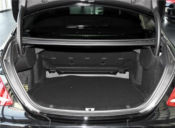 奔驰E级 2018款 E 200 L 4MATIC 车厢座椅   后备厢