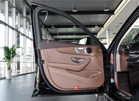 奔驰E级 2018款 E 200 L 4MATIC 车厢座椅   前门板