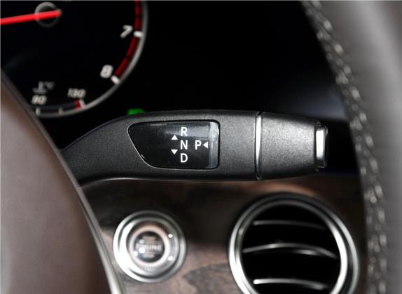 奔驰E级 2018款 E 200 L 4MATIC 中控类   挡把
