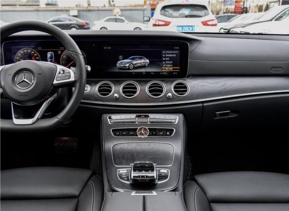奔驰E级 2018款 E 200 L 运动型 4MATIC 中控类   中控台