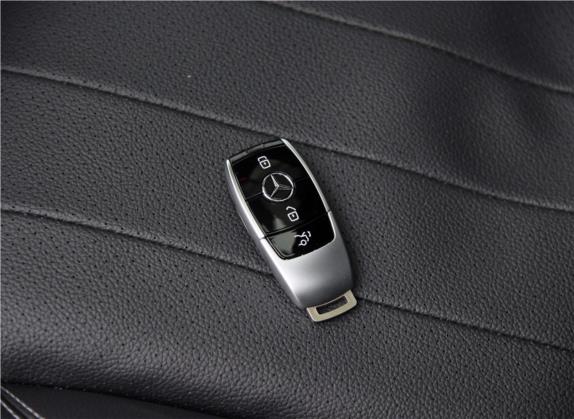 奔驰E级 2018款 E 300 L 时尚型 其他细节类   钥匙