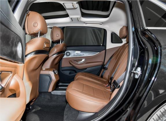 奔驰E级 2018款 E 320 L 运动型 4MATIC 车厢座椅   后排空间