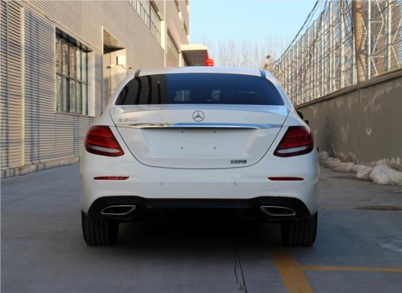 奔驰E级 2018款 E 200 运动型 外观   正后