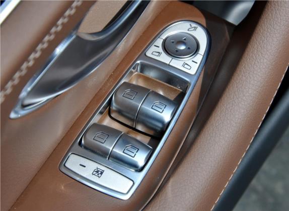奔驰E级 2018款 改款 E 200 L 运动型 4MATIC 车厢座椅   门窗控制
