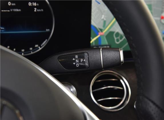 奔驰E级 2018款 改款 E 300 L 运动时尚型 中控类   挡把