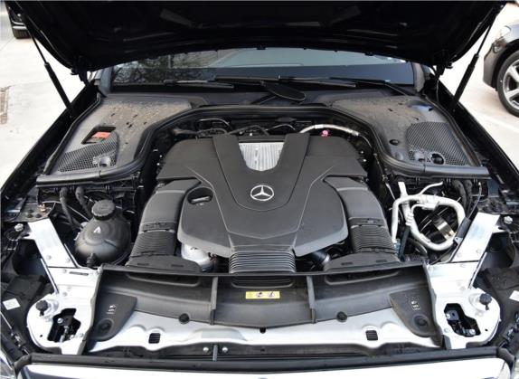 奔驰E级 2018款 改款 E 320 L 4MATIC 其他细节类   发动机舱