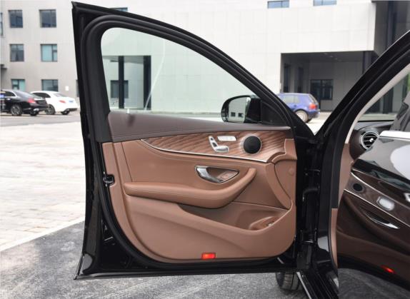 奔驰E级 2019款 E 200 L 车厢座椅   前门板