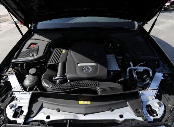 奔驰E级 2019款 E 200 L 4MATIC 其他细节类   发动机舱