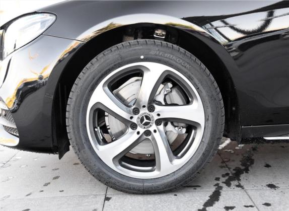 奔驰E级 2019款 E 200 L 运动型 4MATIC 其他细节类   前轮