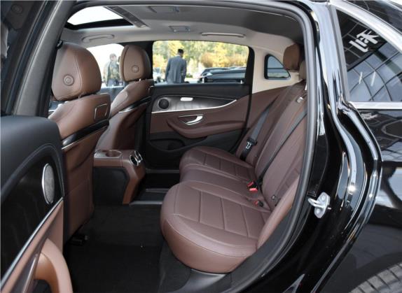 奔驰E级 2019款 E 200 L 运动型 4MATIC 车厢座椅   后排空间