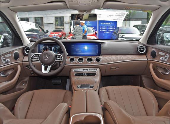 奔驰E级 2019款 E 300 L 时尚型 中控类   中控全图
