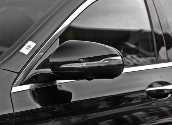 奔驰E级 2019款 E 300 L 时尚型 外观细节类   外后视镜