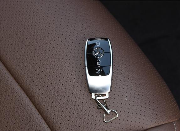 奔驰E级 2019款 E 300 L 运动时尚型 其他细节类   钥匙