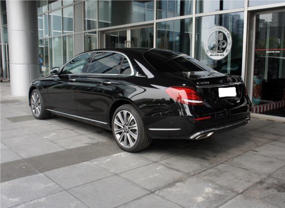 奔驰E级 2019款 E 320 L 4MATIC 外观   斜后