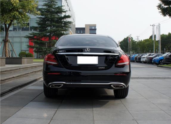 奔驰E级 2019款 E 320 L 4MATIC 外观   正后
