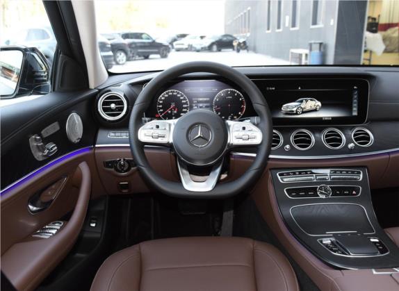 奔驰E级 2019款 E 320 L 运动型 4MATIC 中控类   驾驶位