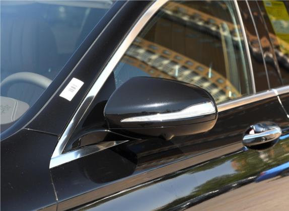 奔驰E级 2019款 E 350 L 4MATIC 外观细节类   外后视镜