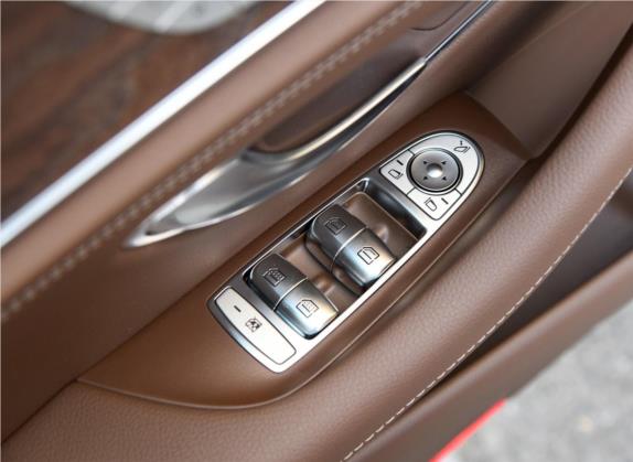 奔驰E级 2019款 E 350 L 4MATIC 车厢座椅   门窗控制