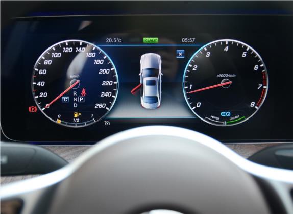 奔驰E级 2020款 E 260 L 中控类   仪表盘