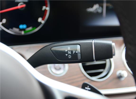 奔驰E级 2020款 E 260 L 中控类   挡把