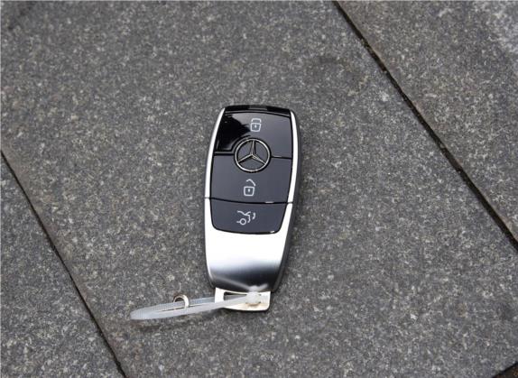 奔驰E级 2020款 E 260 L 4MATIC 其他细节类   钥匙