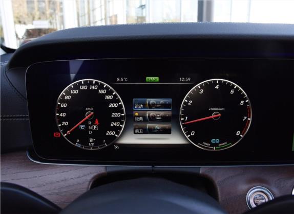 奔驰E级 2020款 E 260 L 4MATIC 中控类   仪表盘