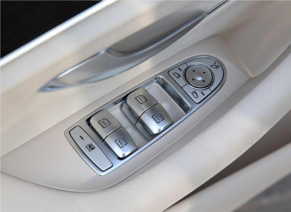 奔驰E级 2020款 E 350 L 运动型 4MATIC 车厢座椅   门窗控制