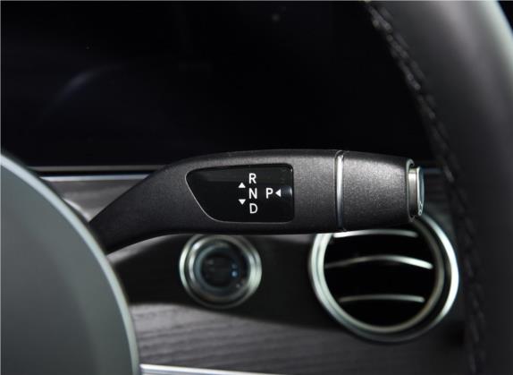 奔驰E级 2020款 改款 E 300 L 运动时尚型 中控类   挡把