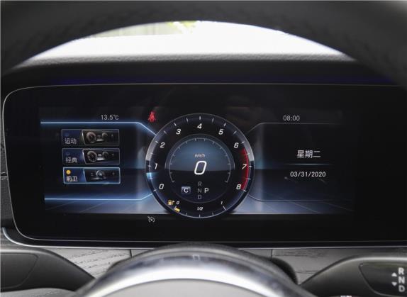 奔驰E级 2020款 改款 E 300 L 运动殊享版 中控类   仪表盘