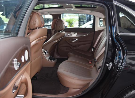 奔驰E级 2021款 E 300 L 豪华型 车厢座椅   后排空间