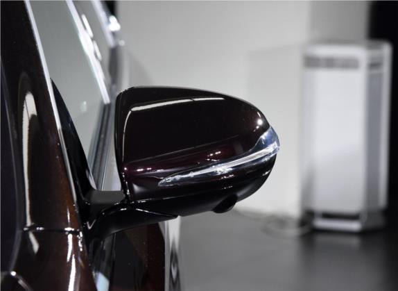 奔驰E级 2021款 E 350 L 4MATIC 外观细节类   外后视镜