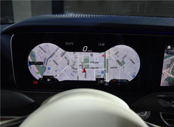 奔驰E级 2021款 E 350 L 4MATIC 中控类   仪表盘