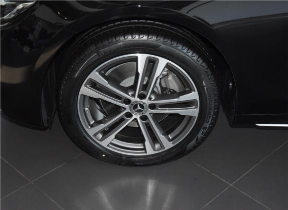 奔驰E级 2021款 改款 E 260 L 运动型 4MATIC 其他细节类   前轮