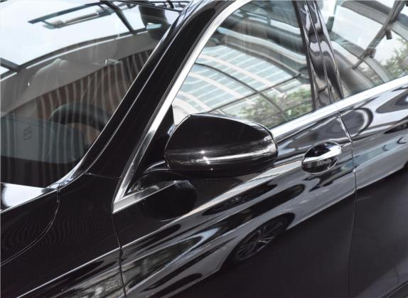 奔驰E级 2021款 改款 E 260 L 运动型 4MATIC 外观细节类   外后视镜
