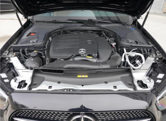 奔驰E级 2021款 改款 E 300 L 运动时尚型 其他细节类   发动机舱