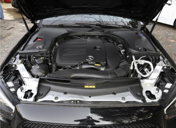 奔驰E级 2021款 改款 E 300 L 运动豪华型 其他细节类   发动机舱