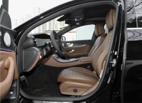 奔驰E级 2021款 改款 E 300 L 运动豪华型 车厢座椅   前排空间