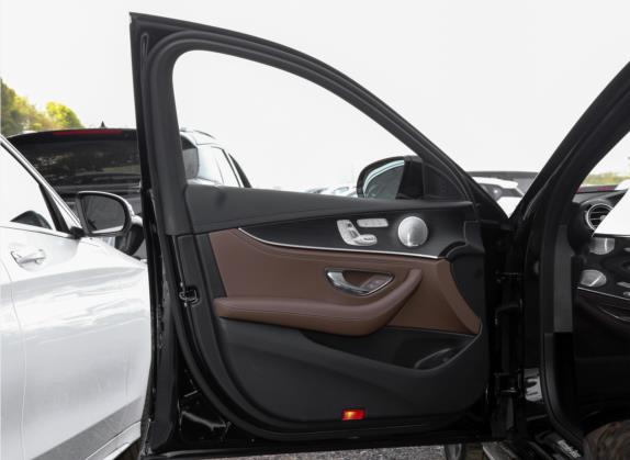 奔驰E级 2021款 改款 E 300 L 运动豪华型 车厢座椅   前门板